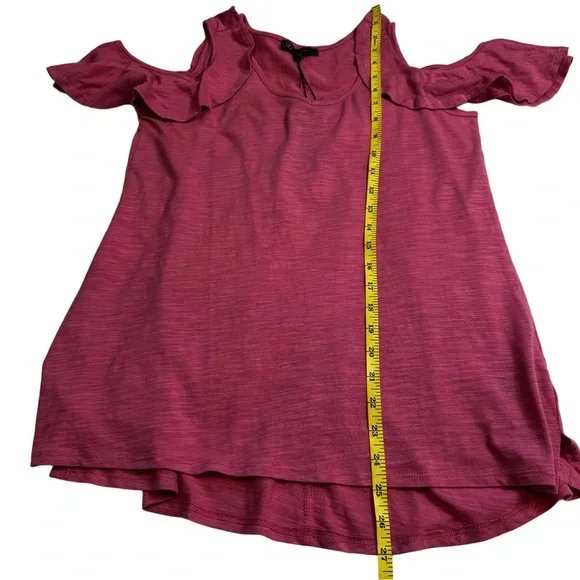 DG2 by Diane Gilman Pinkish Burgundy Cold Shoulder Top Shirt Size XS Ruffles NWT - Picture 9 of 9